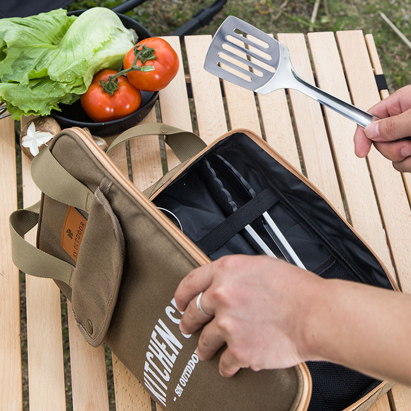 Set da 8 Pezzi per Cucina da C - Camping Cooking Bundle recensione e prezzo